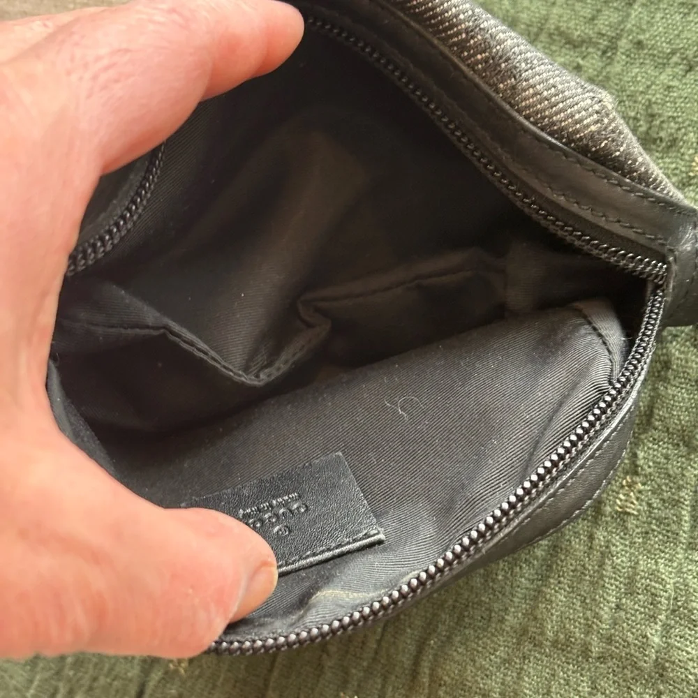 Gucci Black Denim & Leather Zip Pouch with Embossed Logo 014 - Picture 7 of 10